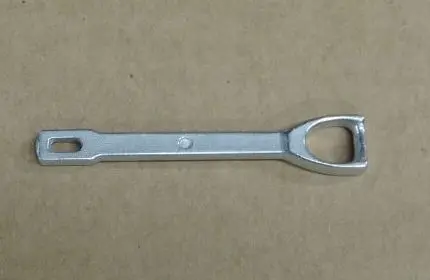 Crocket Hook, 2 3/16″ size (longer shaft)